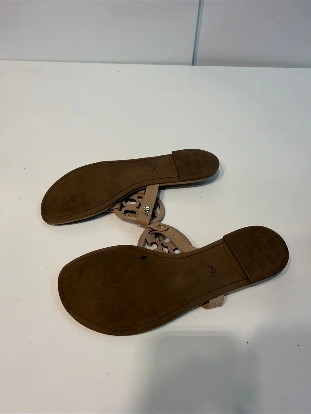 Used Tory Burch sandals / flipflops women’s size 7